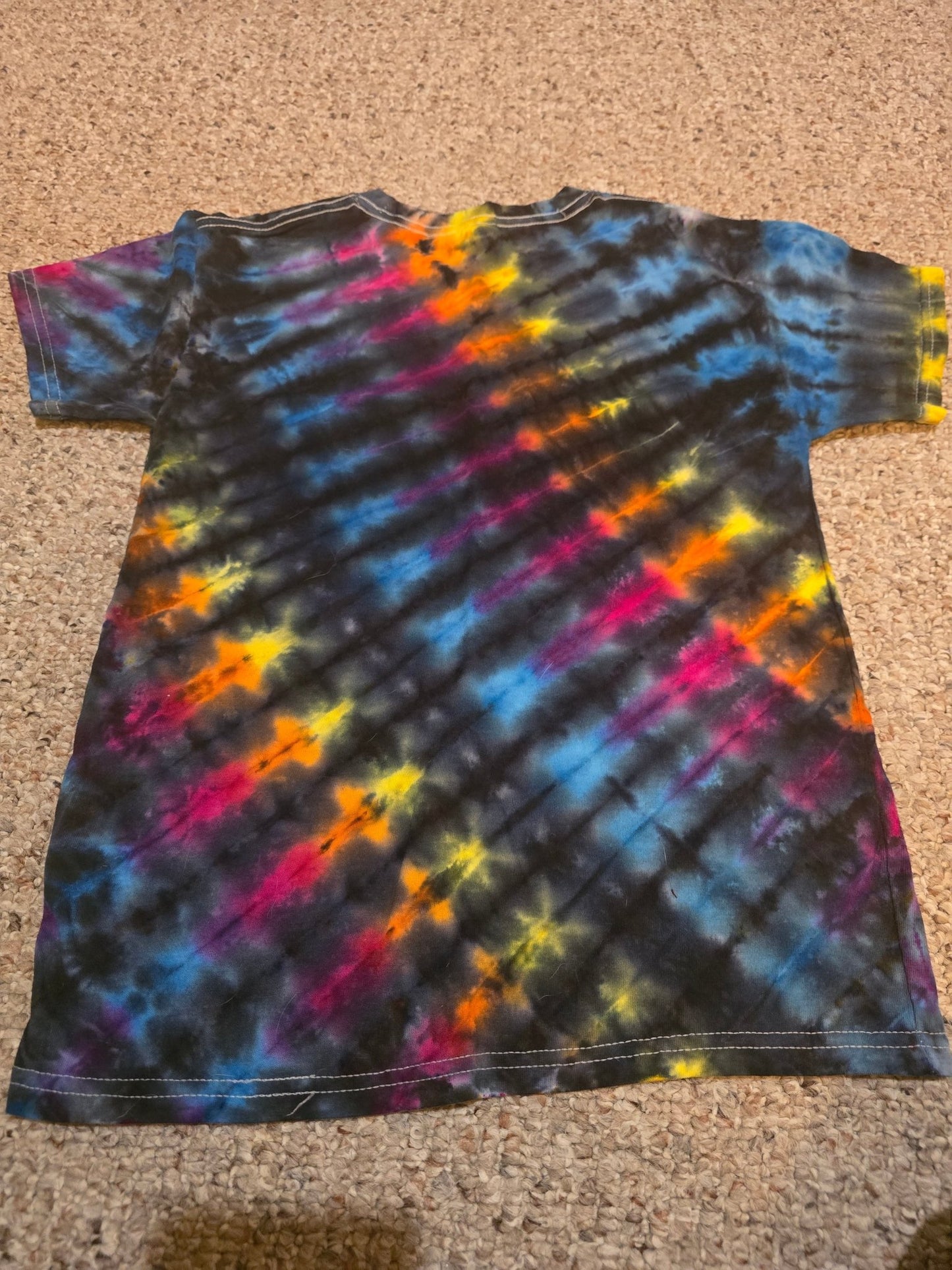 Incline Fan Fold Tie Dye - Size Youth Medium - Alderson Family Farms