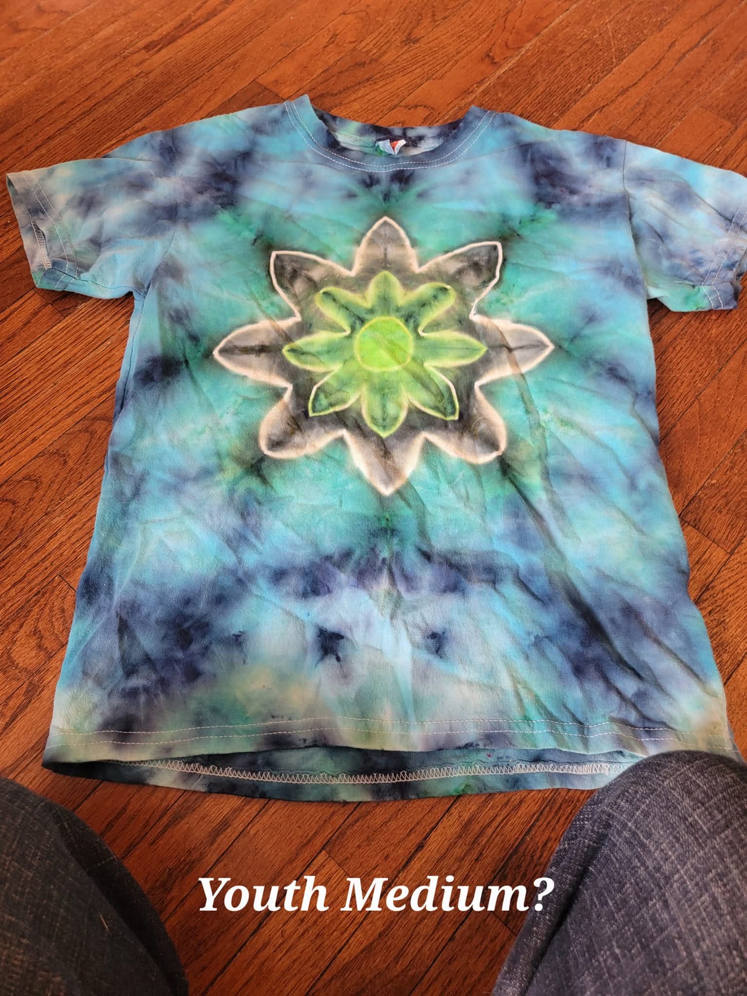 Mandala w/ Oval Spine Tie Dye - Size Youth Medium - Alderson Family Farms