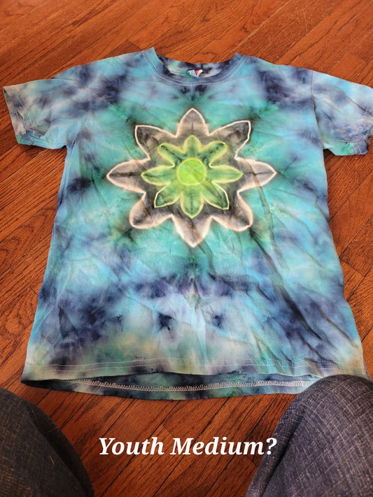Mandala w/ Oval Spine Tie Dye - Size Youth Medium - Alderson Family Farms