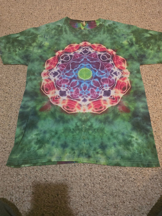 Mandala w/ Spine Tie Dye - Size Medium - Alderson Family Farms